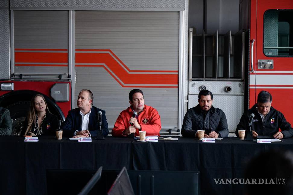 $!En materia económica y laboral, Javier Díaz adelantó que para finales de febrero se establecerá una estrategia financiera para mejorar las condiciones de los bomberos.