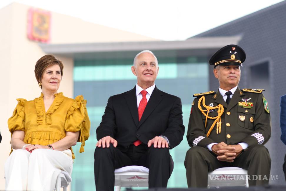 $!El evento contó con la participación de Ejército, Guardia Nacional, corporaciones locales y planteles educativos.