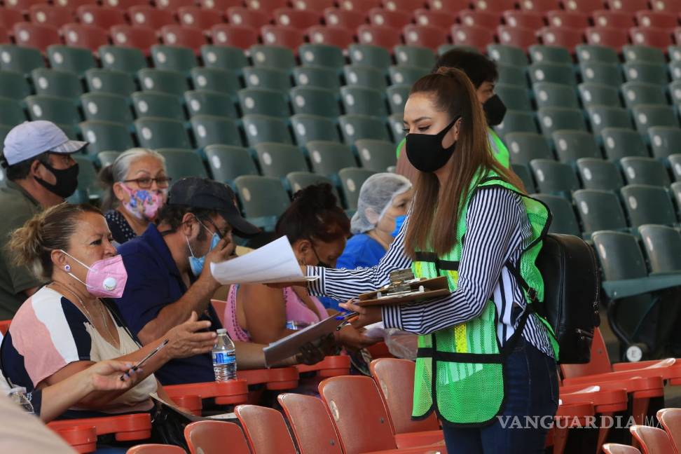 $!Habilitan el auditorio Parque Las Maravillas como nuevo punto de vacunación en Saltillo