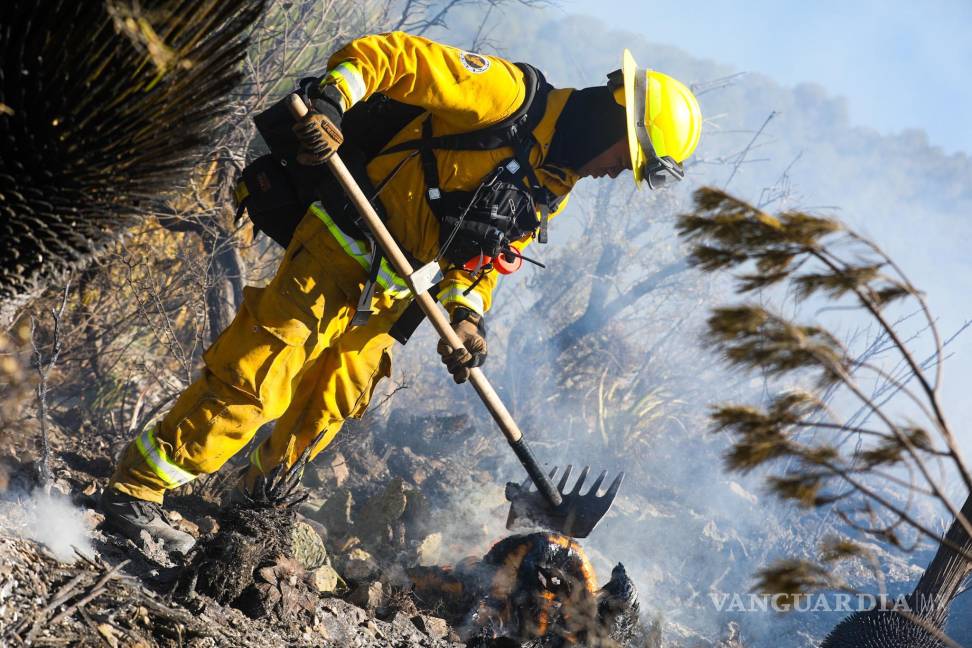 Controlan al 100% incendio forestal en Dr Arroyo, Nuevo León, tras dos días de labores