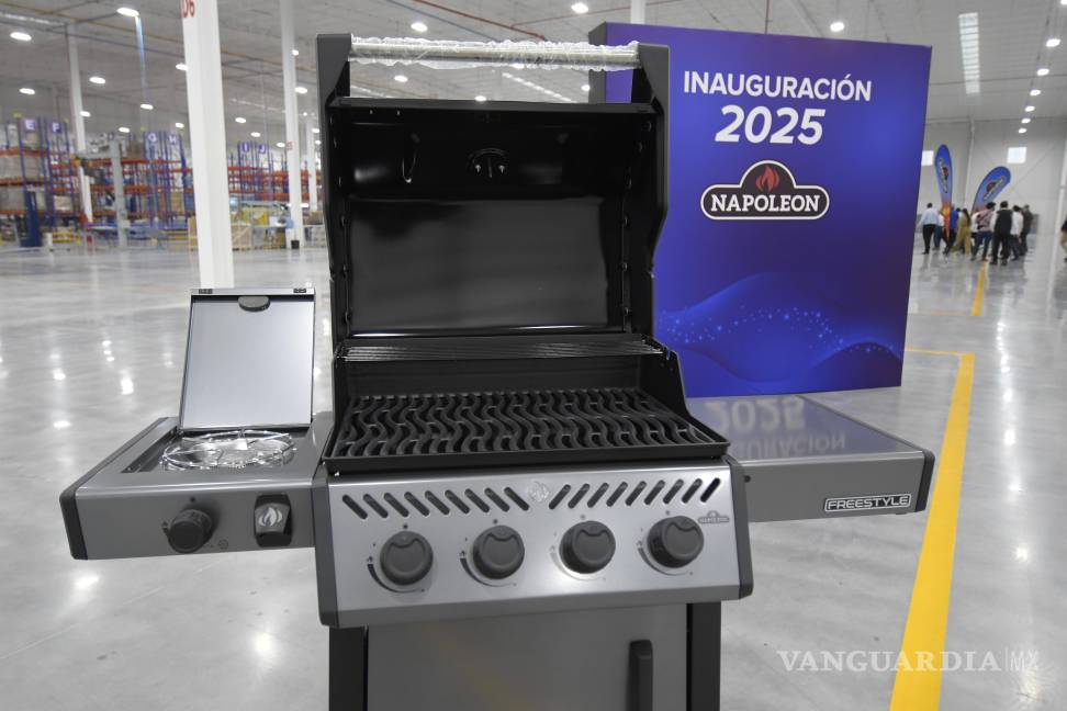 $!Inauguración de la empresa Napoleón, que fabricará asadores de gas | Foto: Omar Saucedo