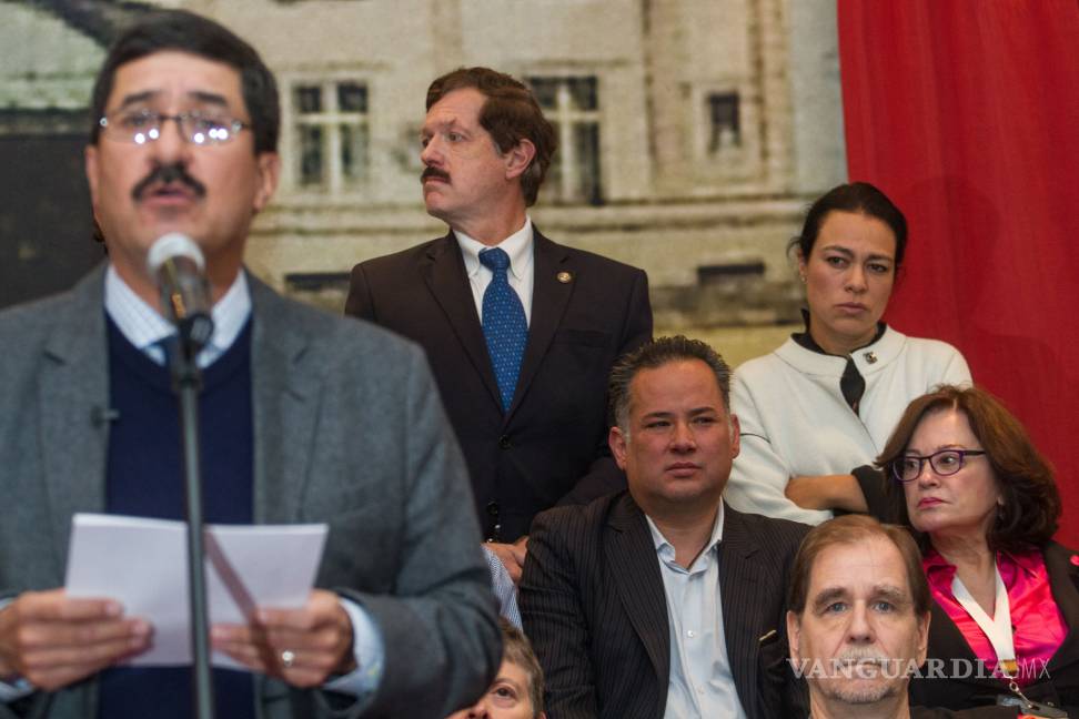 Santiago Nieto, Creel y Denisse Dresser, entre las figuras que respaldan a Javier Corral