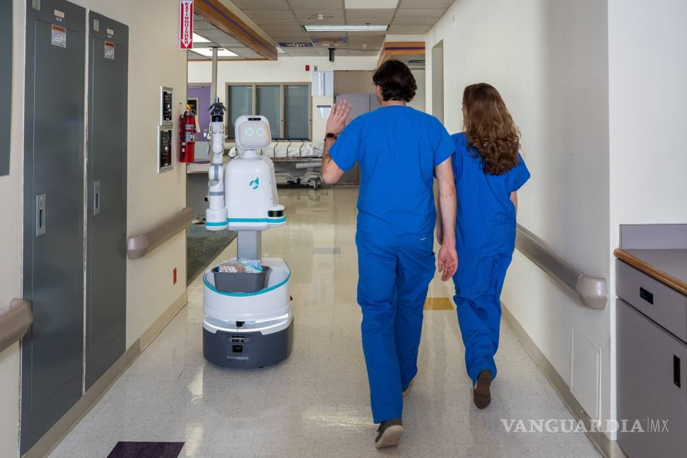 $!Moxi, el robot que ayuda a las enfermeras