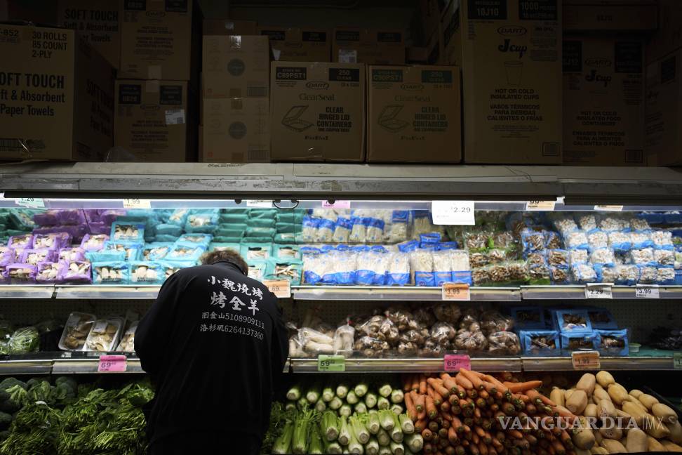 $!El Laboratorio de Presupuesto de Yale calcula que los aranceles de Trump le costarían a una familia estadounidense cerca de 3,800 dólares adicionales este año