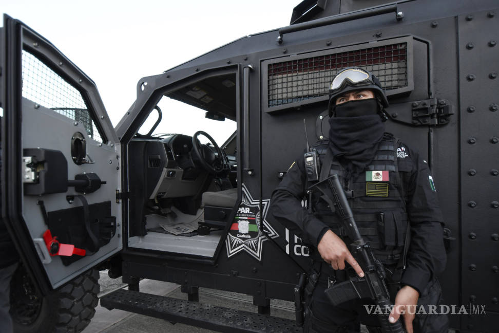$!Entrega Miguel Riquelme 10 unidades tácticas a las fuerzas de seguridad en Coahuila