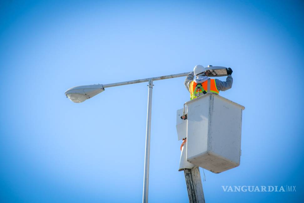 Avanza cambio de alumbrado público del programa ‘Tu Ciudad LED’