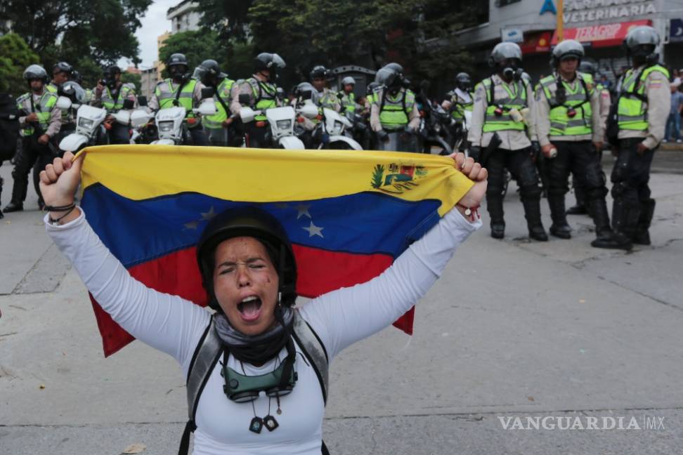 $!Fuerzas de seguridad dispersan manifestación de opositores en Caracas