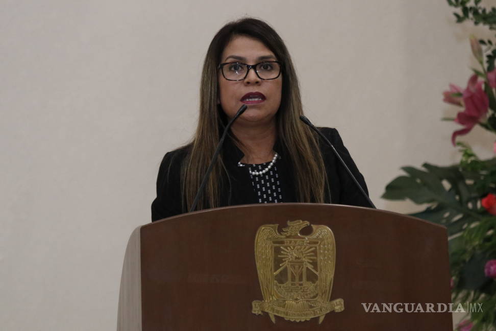 $!Elda Rodríguez toma protesta como secretaria general del STUAC en medio de reclamos a la anterior directiva