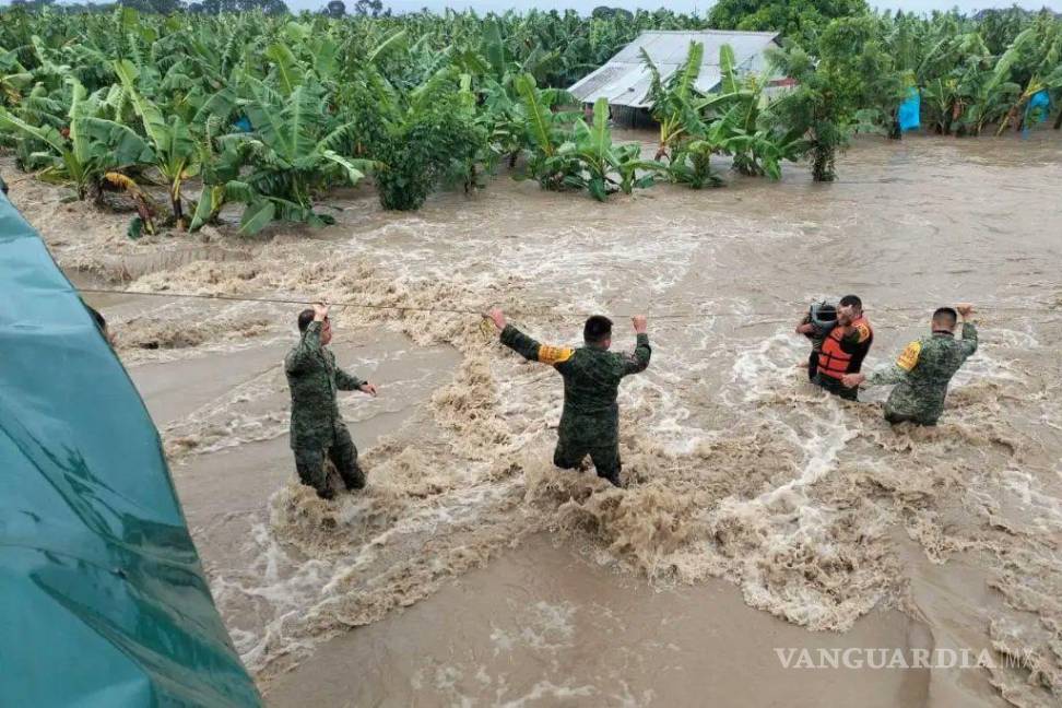 $!‘Nadine’ dejó miles de casas inundadas y damnificados en Tabasco y Veracruz