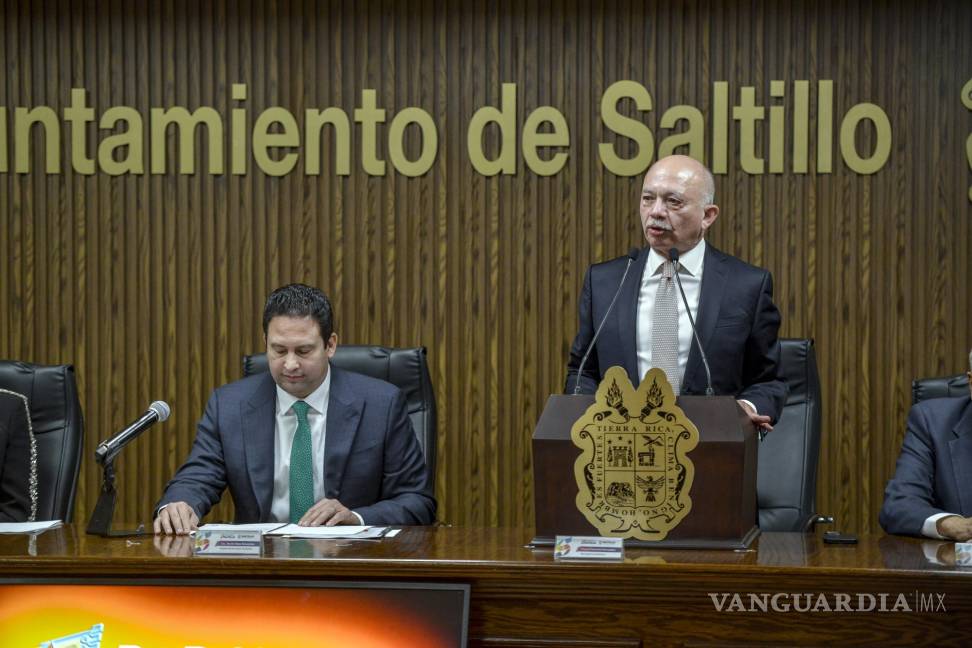 $!El secretario de Gobierno, Óscar Pimentel, aseguró el respaldo total del gobierno estatal para concretar los proyectos prioritarios de la administración municipal de Saltillo.