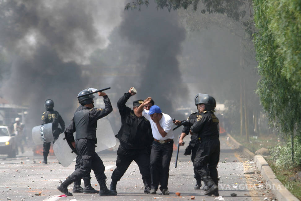 $!Corte avala usar la fuerza para reprimir manifestaciones, o 'disturbios públicos', en Edomex