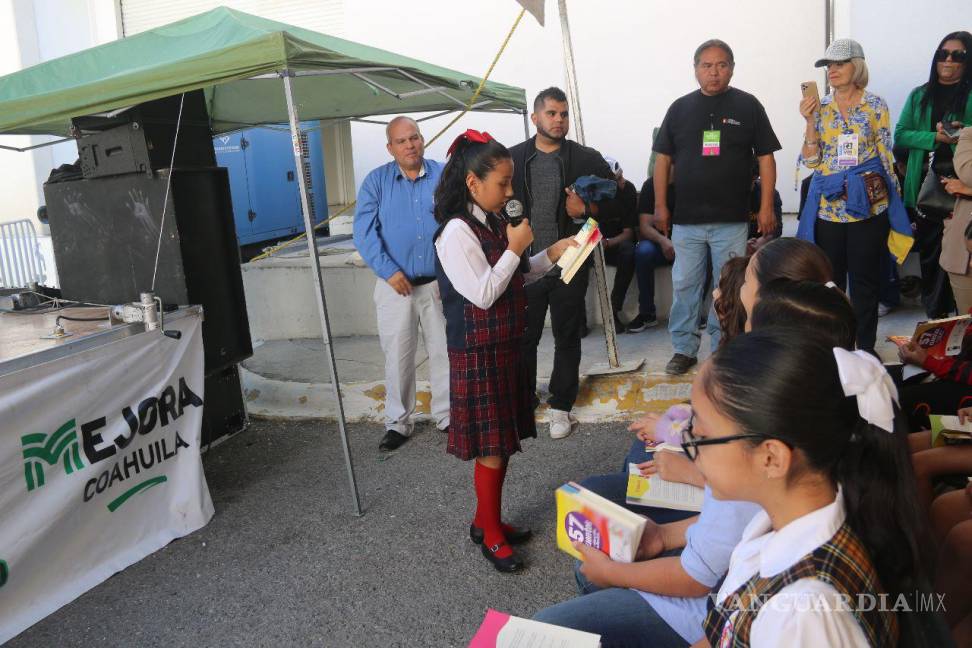 $!Desde niños se les inculca el amor por las letras.