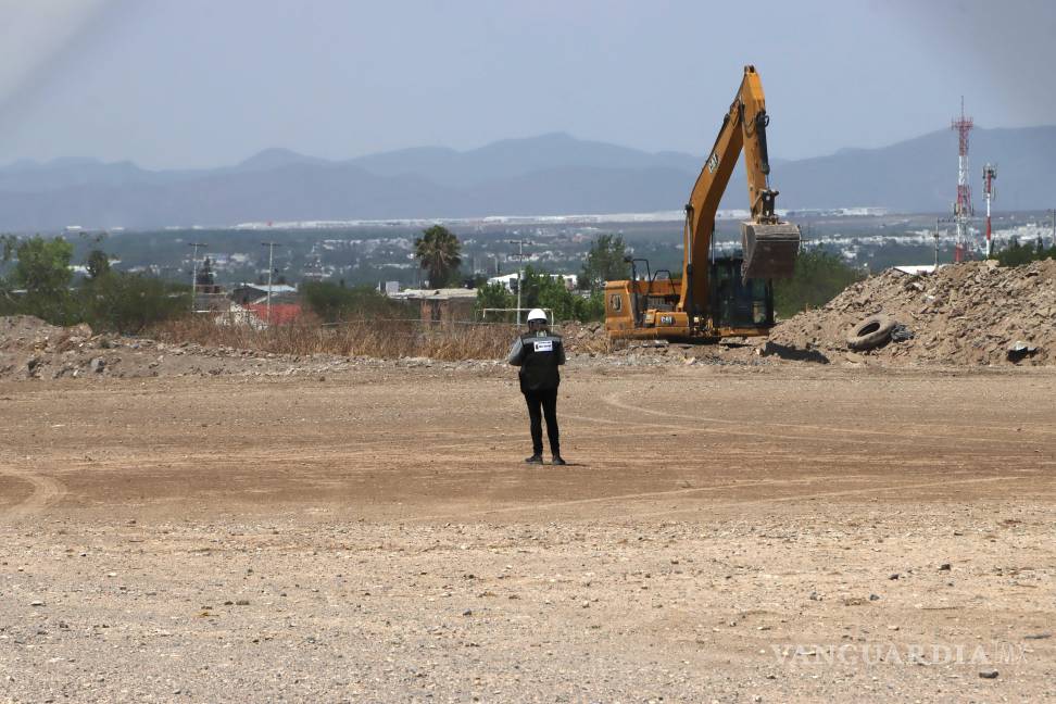 $!El IMSS y la Sedena firmaron el acta de entrega-recepción del terreno, lo que marca el arranque formal del proyecto hospitalario más importante en la región.