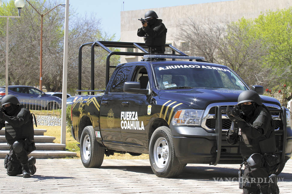 $!Hoteleros se quejan de retenes de Fuerza Coahuila y Policías Municipales por cazar al turismo de la Región Centro