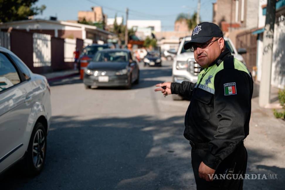 $!Tránsito pidió a la ciudadanía considerar rutas alternas y evitar estacionarse en zonas prohibidas.