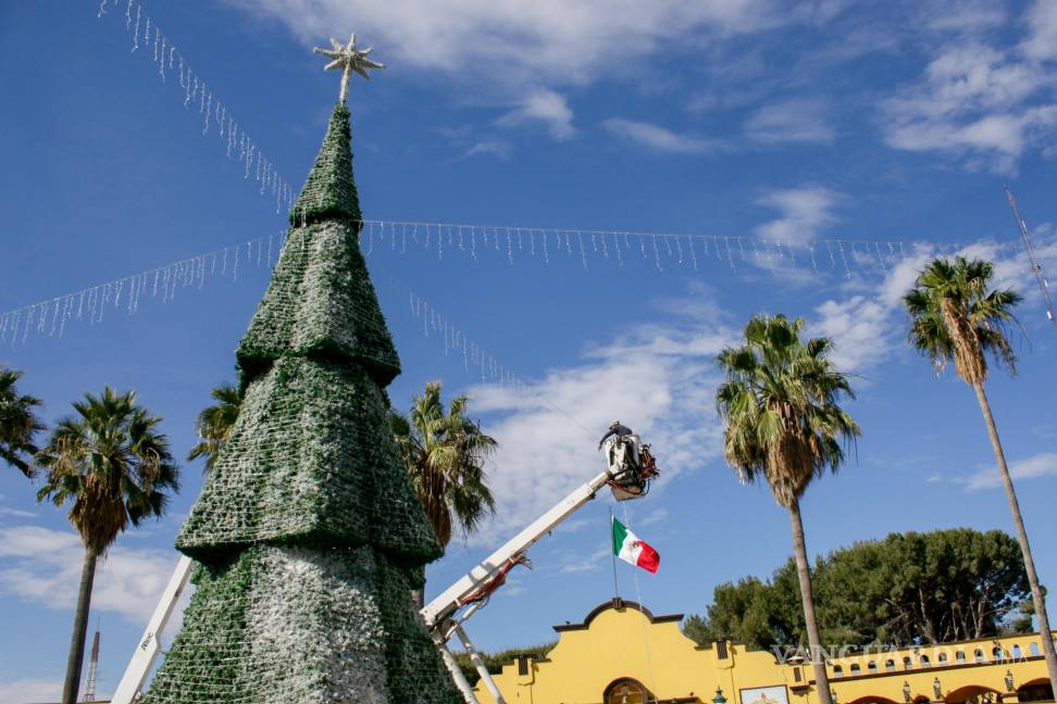 $!Este año la temática será una navidad nevada estilo Polo Norte, con más de 300 mil luces.