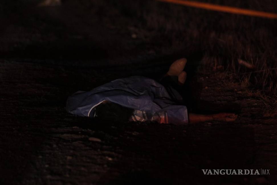 Ebrio vuelca y pierde la vida en la carretera a Torreón tras volcadura