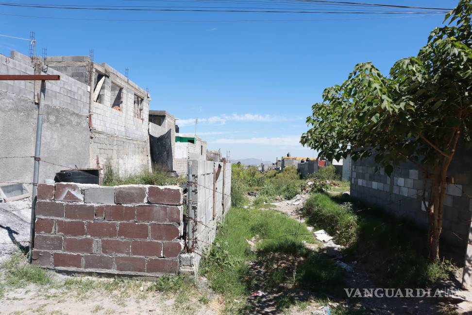 $!Algunas casas han sido constridas en los cauces.