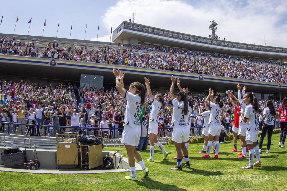 $!Pumas vs Cruz Azul femenil, el último con público en el futbol mexicano
