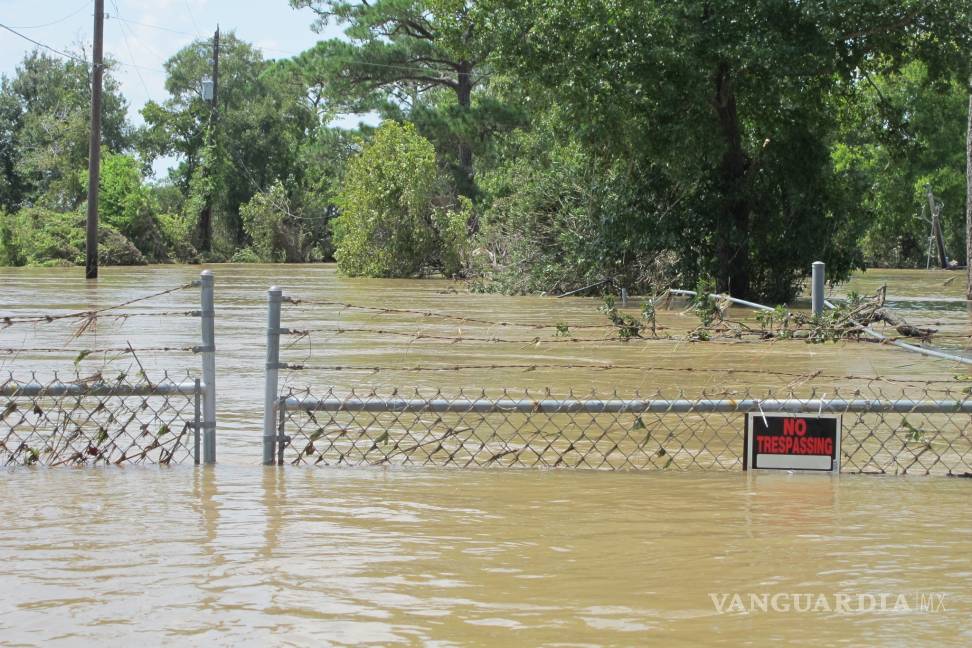 $!Harvey inundó depósitos tóxicos en Houston