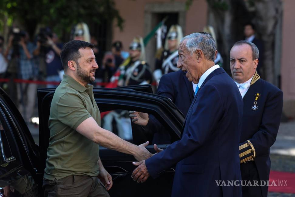 $!Luego de dejar Bélgica, Volodimir Zelenski se dirigió a Lisboa, Portugal, donde fue recibido por el presidente Marcelo Rebelo de Sousa.