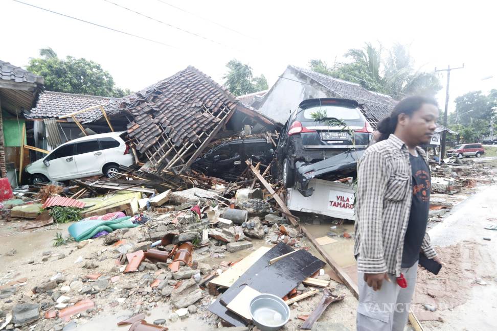 $!Tsunami en Indonesia: Asciende a 222 la cifra de muertos y 843 heridos