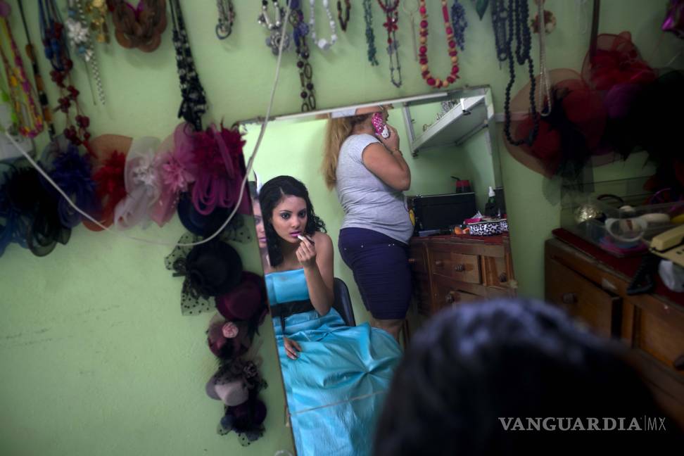 $!En medio de apertura, negocio de quinceañeras florece en Cuba