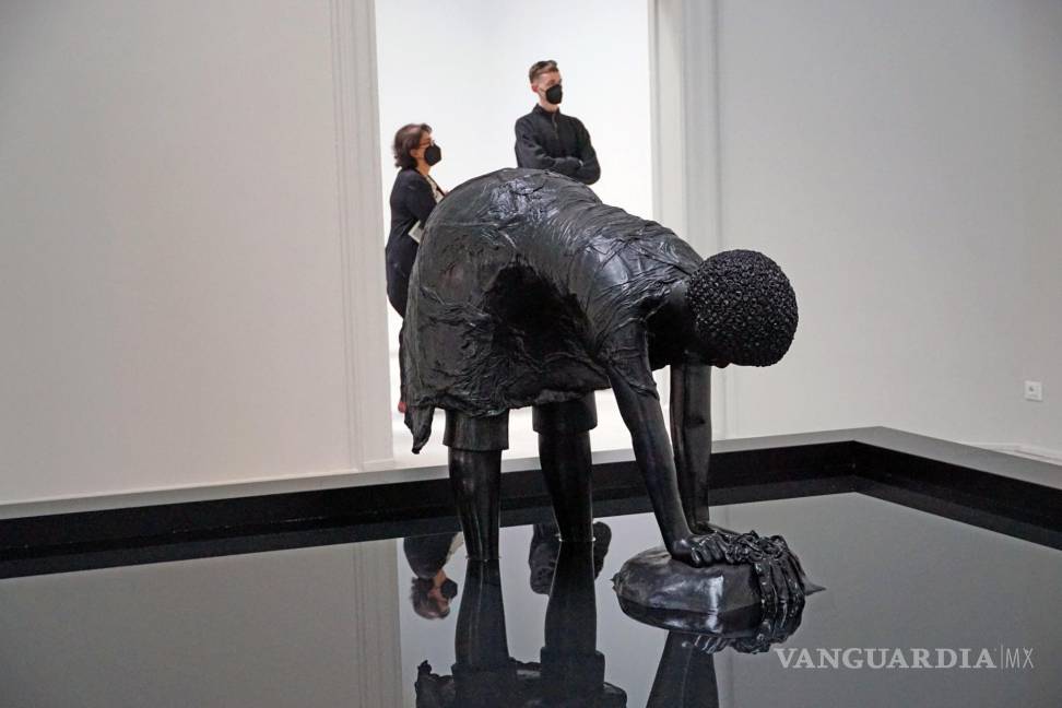 $!La escultura ‘Last Garment’ forma parte de la exposición ‘Sovereignty’ con obras de la artista estadounidense Simone Leigh.