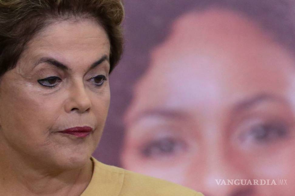 Rousseff denuncia que juicio político es "elección indirecta"