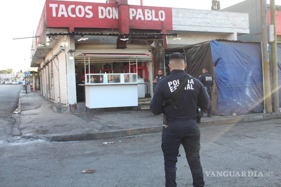 Catean taquería en Saltillo tras homicidio; tres empleados fueron detenidos