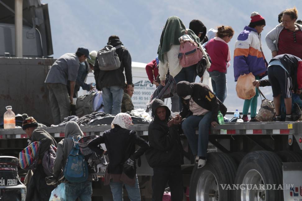 Avanzan 1,600 migrantes por Coahuila; Estados Unidos ‘blinda’ frontera con 3 mil 700 soldados