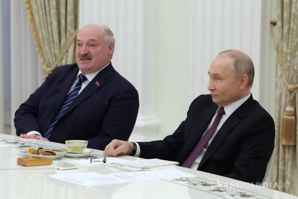 $!Los presidentes de Rusia, Vladimir Putin (d) y de Bielorrusia, Alexander Lukashenko.