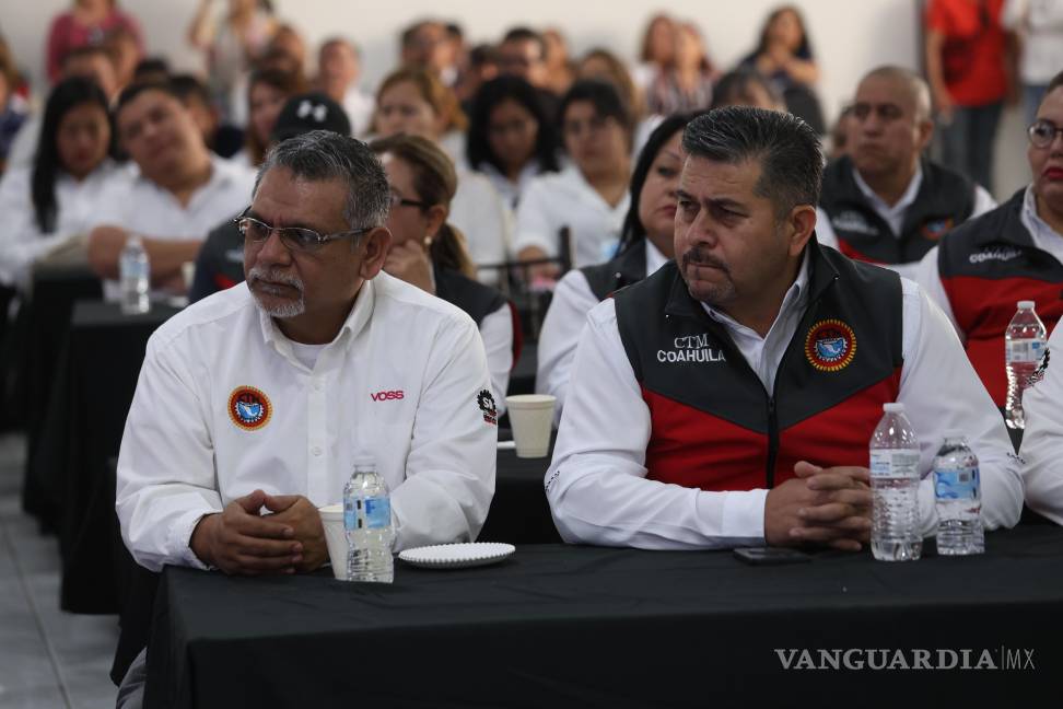 $!El evento en Saltillo reunió a legisladores y ciudadanos comprometidos con la participación en las elecciones del 1 de junio.