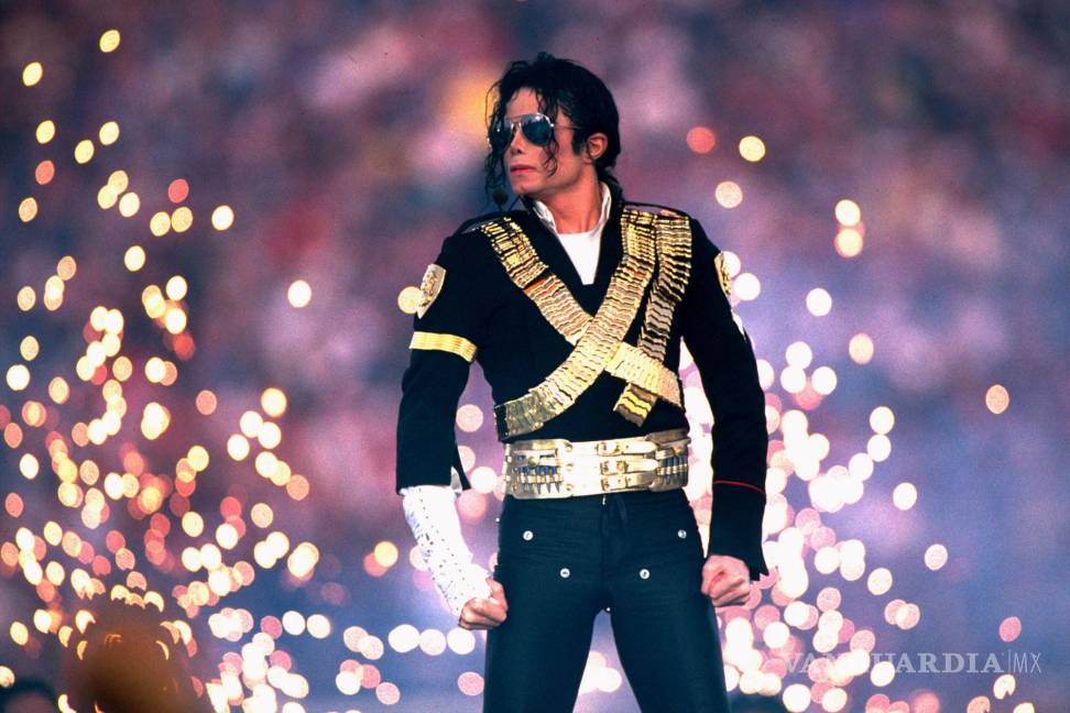$!En 1993, Michael Jackson ofreció un espectáculo de medio tiempo que se recuerda aún como uno de los mejores.