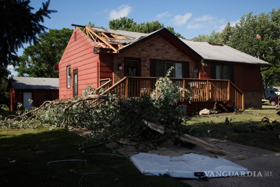 $!Tornados en Iowa dejan 17 heridos y declaratoria de emergencia en EU (Fotos y Videos)