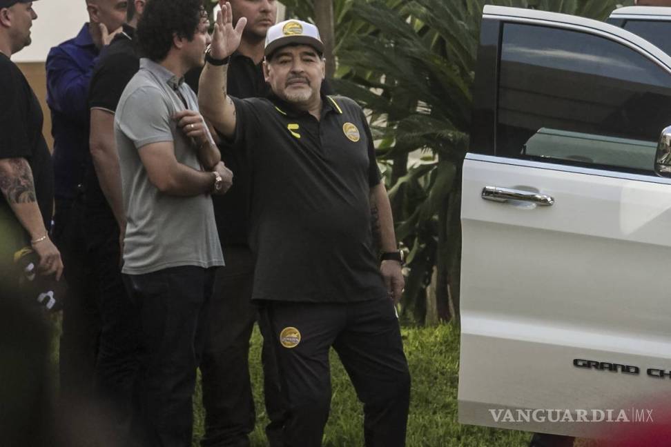 $!Con seis guaruras y en avión individual, viajará Maradona al duelo entre Alebrijes y Dorados