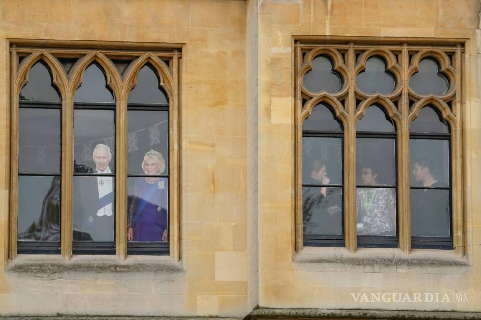Así inicia el reinado del Carlos III tras una larga espera para ser el monarca británico (fotos)