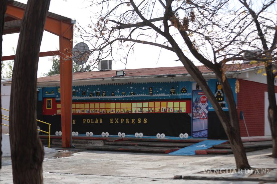 $!Directivos escolares evalúan condiciones para proteger la salud de los alumnos.