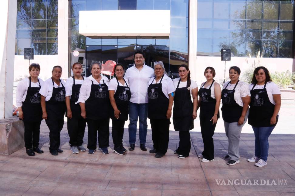 $!Para completar la experiencia, el Ballet Folklórico Maseua, La Gran Compañía y los imitadores del Instituto del Adulto Mayor animaron ambas jornadas con presentaciones artísticas que acompañaron el ambiente familiar del evento.