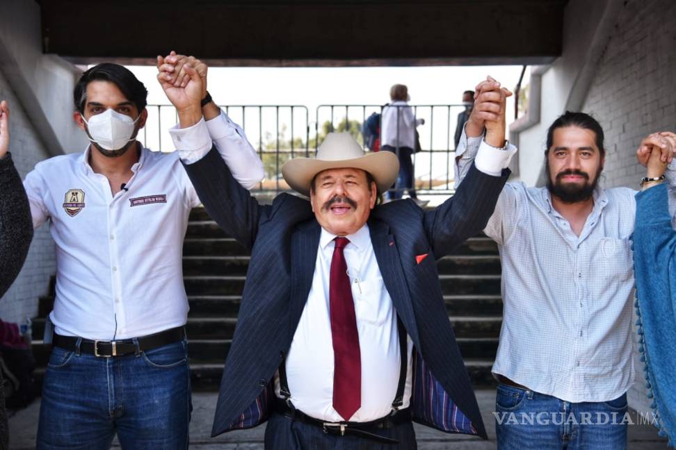 Busca Antonio Attolini candidatura por Morena