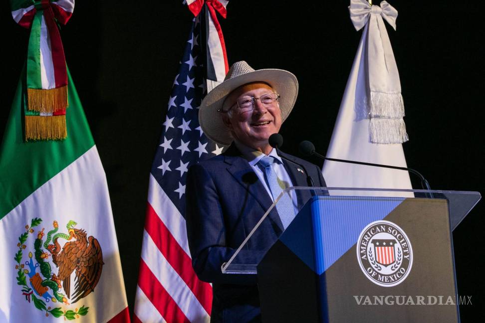 $!El embajador de Estados Unidos en México, Ken Salazar, ha sido una de las voces que han alertado de los riesgos que tienen las reformas.