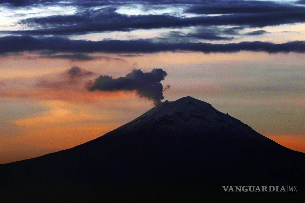 Asombrosas imágenes de la actividad del volcán Popocatépetl