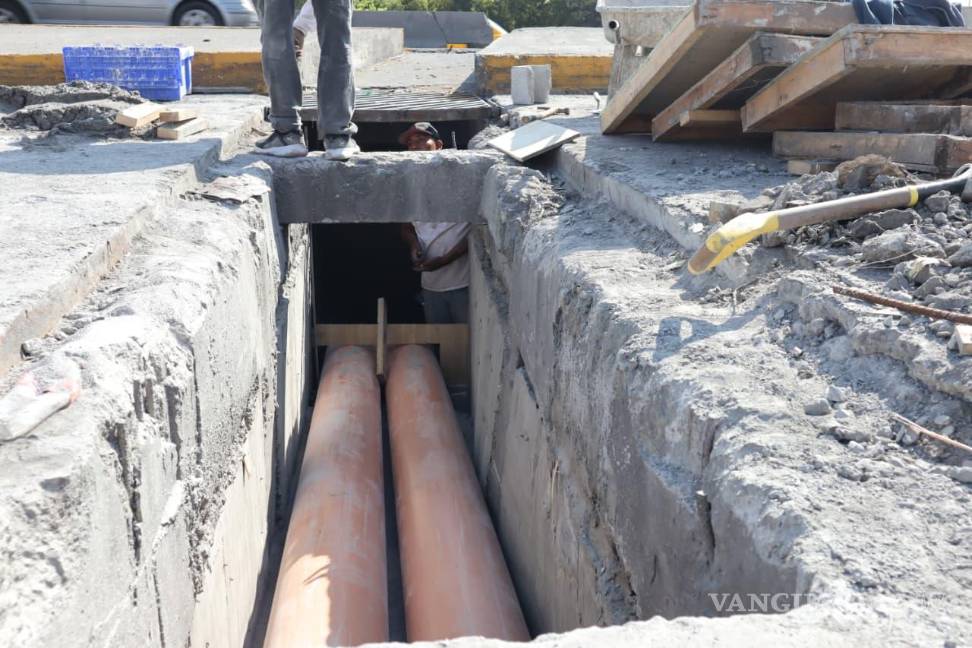 $!El Ayuntamiento pidió a la ciudadanía tomar precauciones y utilizar vías alternas mientras continúan las labores.