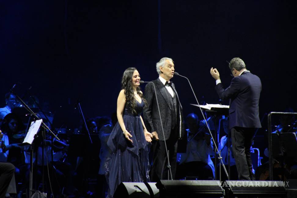 $!Andrea Bocelli hace vibrar con su voz a los laguneros
