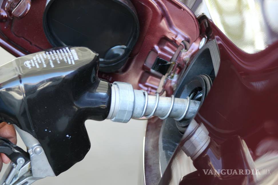$!Este será el precio de la gasolinas a partir del 1 de enero en México