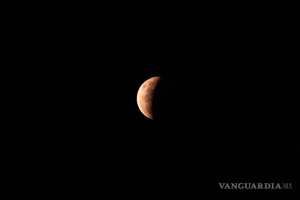 $!A diferencia de los eclipses solares, los eclipses lunares son generalmente seguros para la vista.