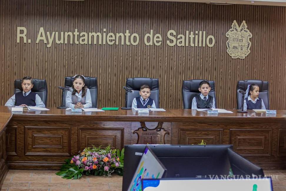 $!Frente a autoridades y familiares, niñas y niños expresaron sus ideas sobre cómo mejorar su entorno, en temas como salud emocional, seguridad y espacios recreativos.