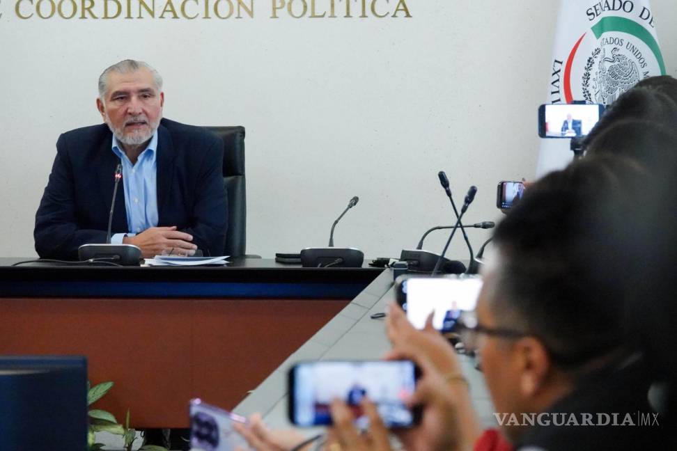 $!Adán Augusto López Hernández aclara la información difundida en un cadena de noticias en la que afirmaron que ocultó ingresos en su declaración patrimonial.