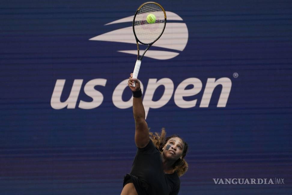 $!Serena Williams durante un entrenamiento en el estadio Arthur Ashe previo al US Open.