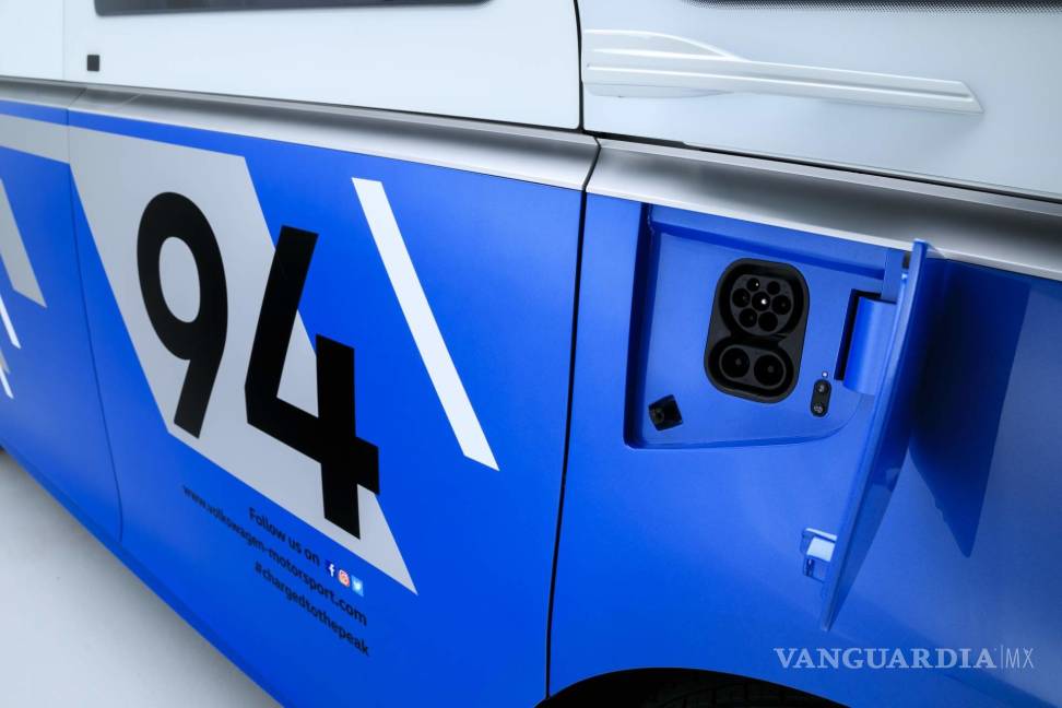$!Volkswagen I.D. Buzz Cargo, minivan retrofuturista que te encantará
